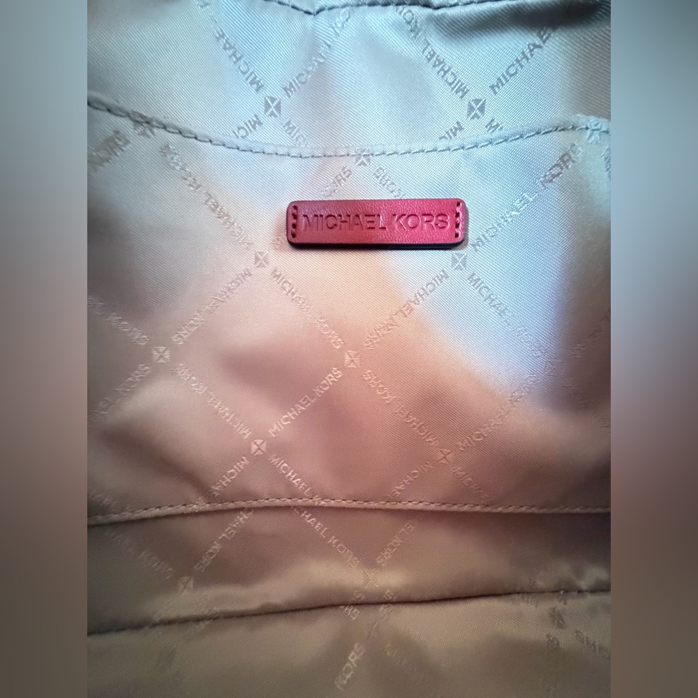 Michael Kors Jet Set Item Chain Zip Crossbody Bag Color-Block MK Cherry Multi - Picture 10 of 14